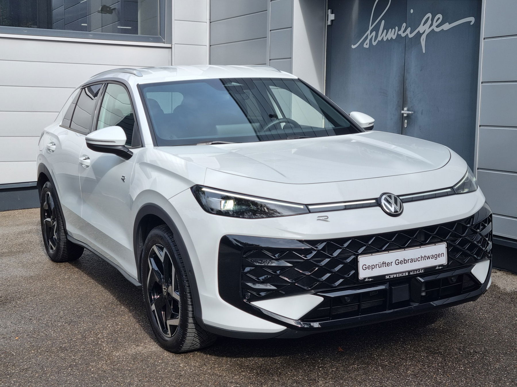 VW T-Roc 1.5 eTSI R-Line