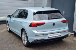 VW Golf 1.5 TSI Life + 5J. Garantie