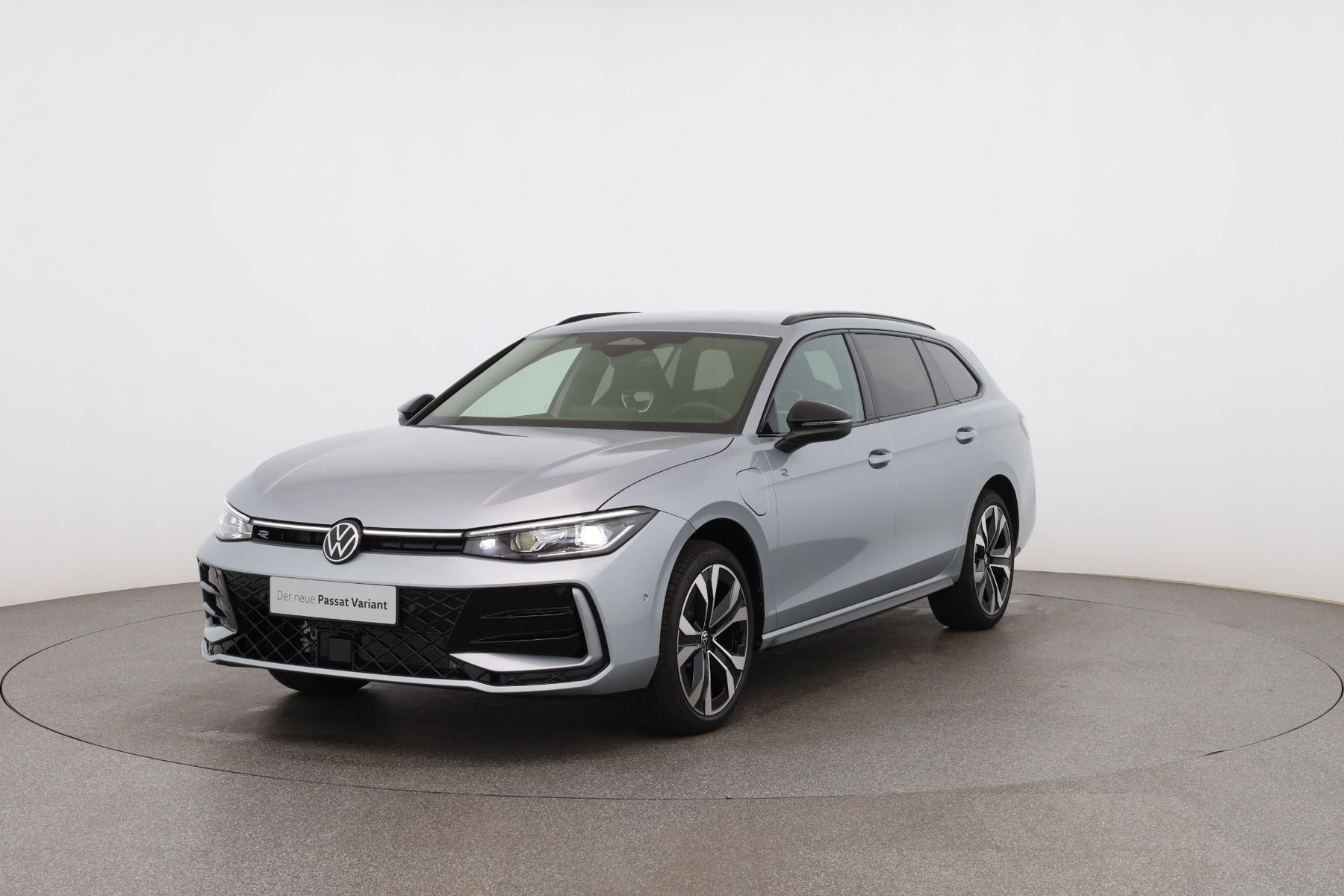 VW Passat Variant R-Line eHybrid 150 kW