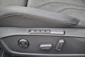 VW Golf 1.5 TSI Life + 5 J. Garantie