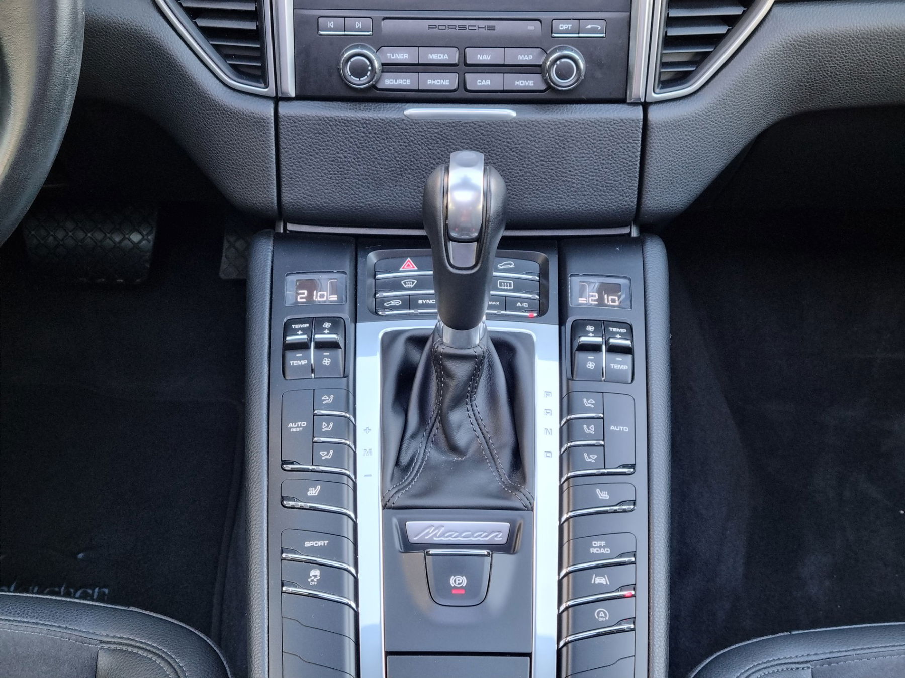 Porsche Macan null