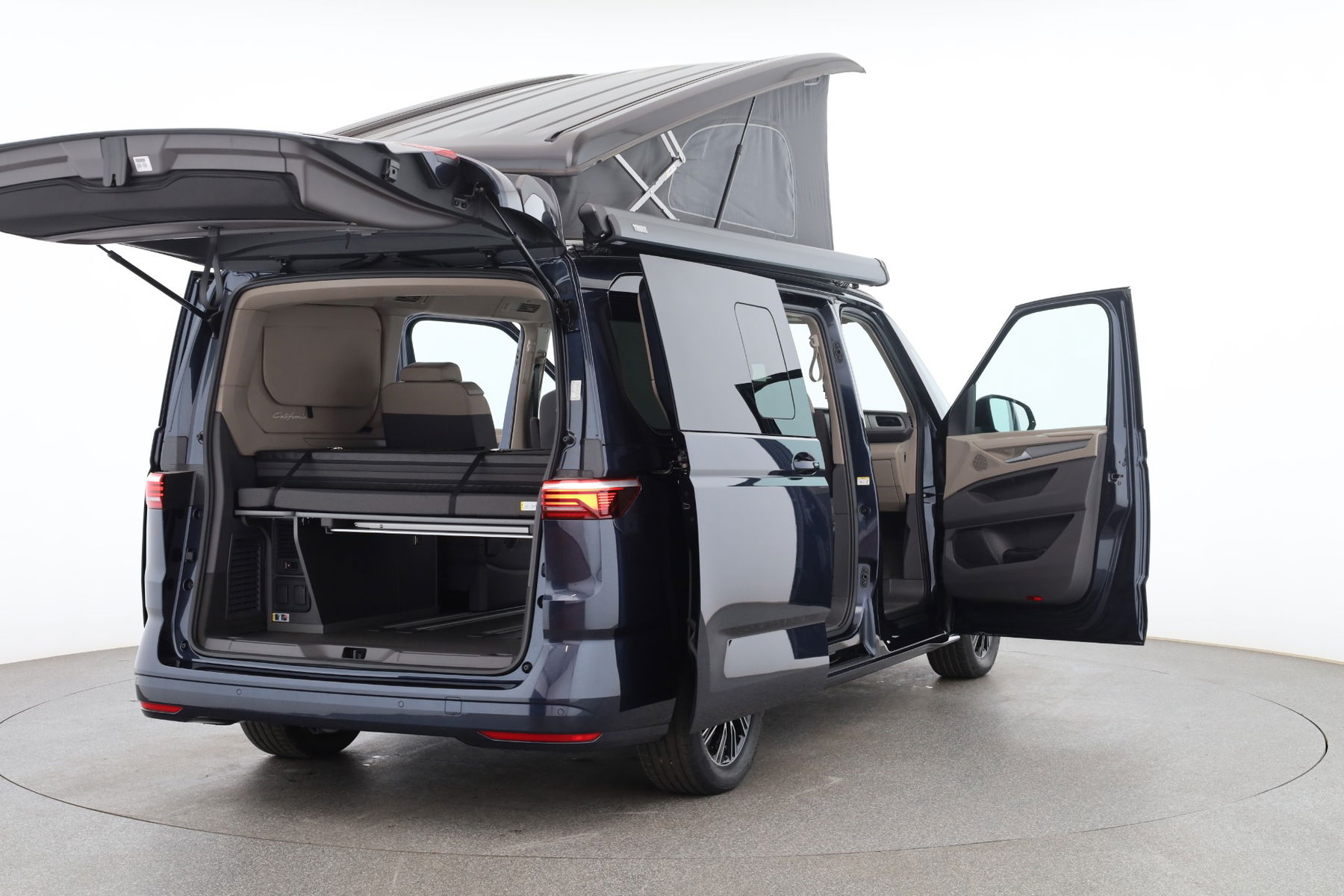 California Beach eHybrid 180 kW 4M