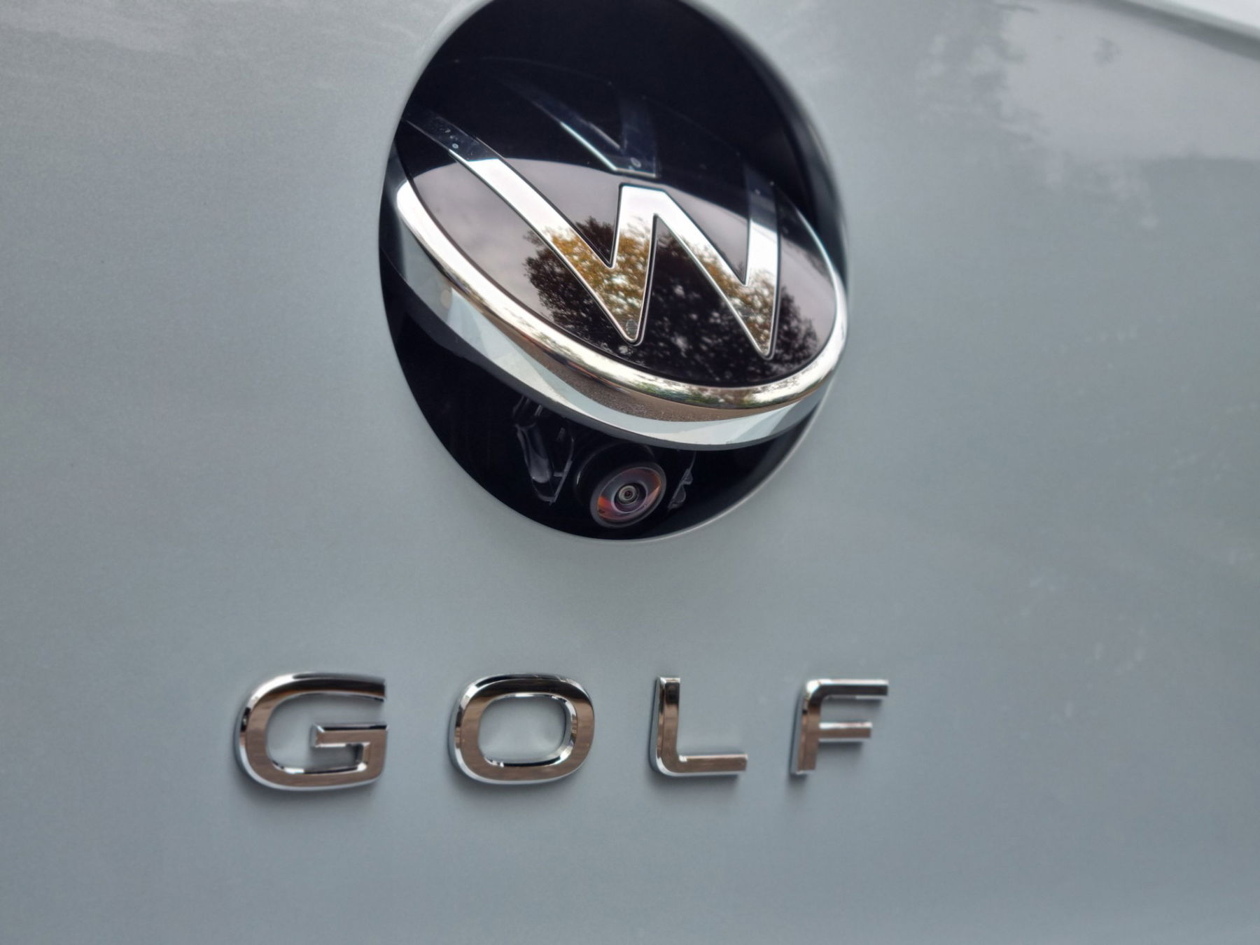 VW Golf 1.5 TSI Life + 5J. Garantie