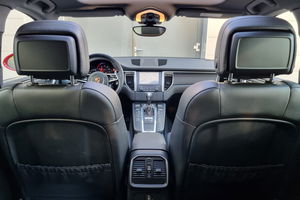 Porsche Macan null