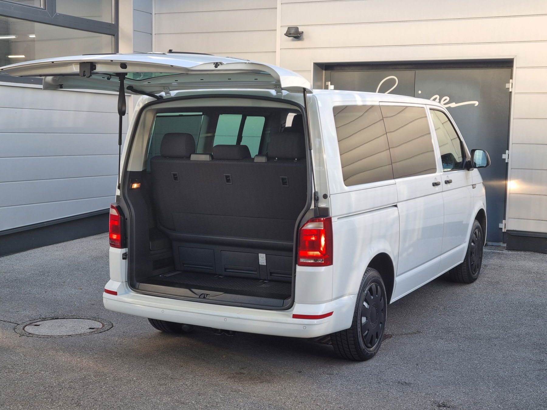 VW T6 2.0 TDI 4Motion Multivan Trendline (EURO 6d-T) null