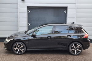 VW Golf VIII 1.5 TSI Life + 5J. Garantie + 18 Zoll + LED-Plus