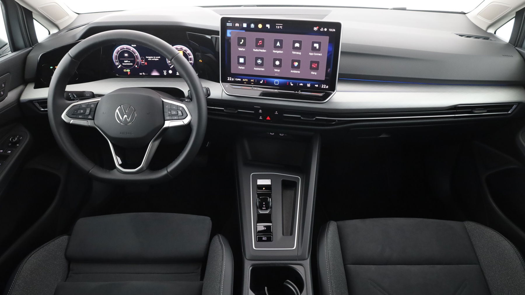VW Golf Rabbit mHEV TSI DSG