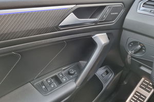 VW Tiguan Allspace 2.0 TSI R-Line 4Motion