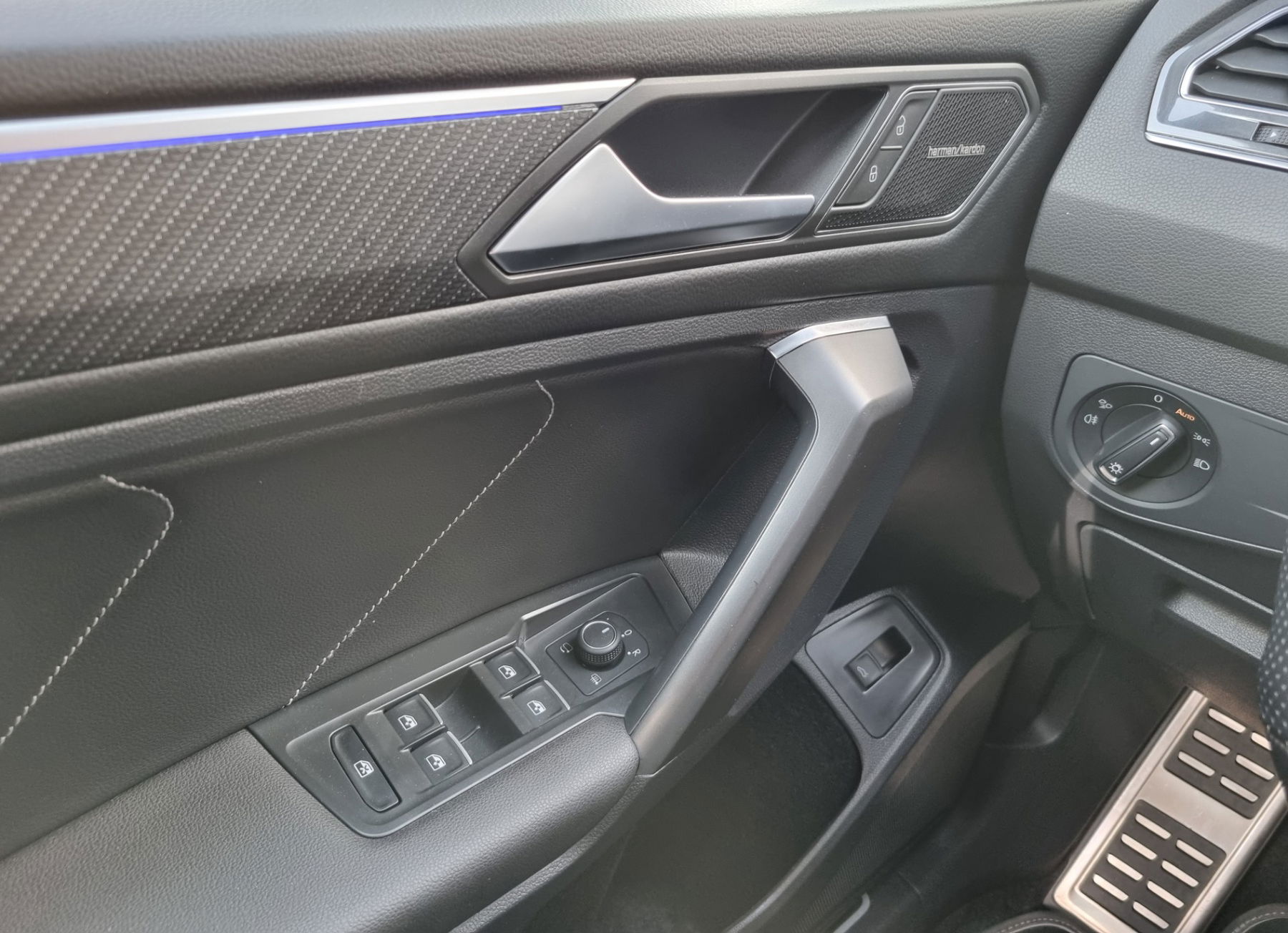 VW Tiguan Allspace 2.0 TSI R-Line 4Motion