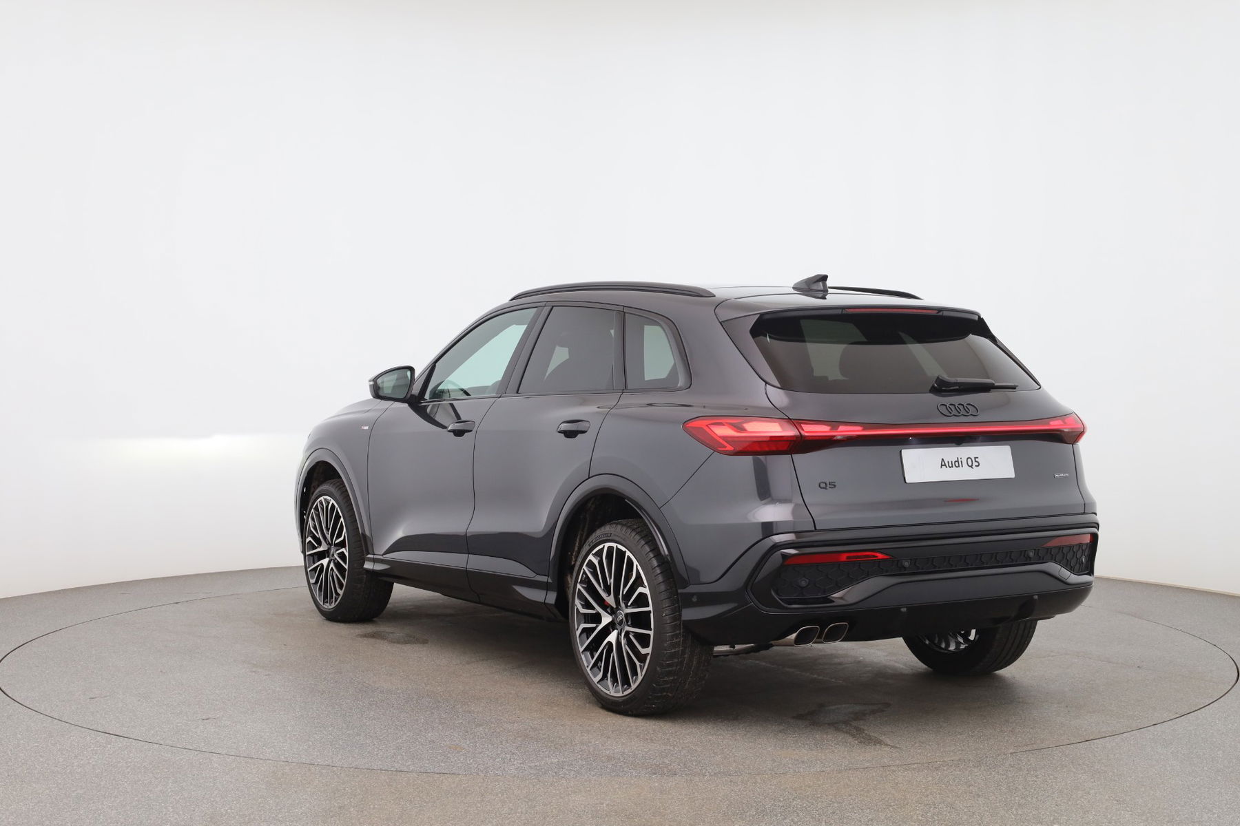 Audi Q5 SUV TDI quattro 150 kW null