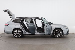 VW Passat Variant R-Line eHybrid 150 kW