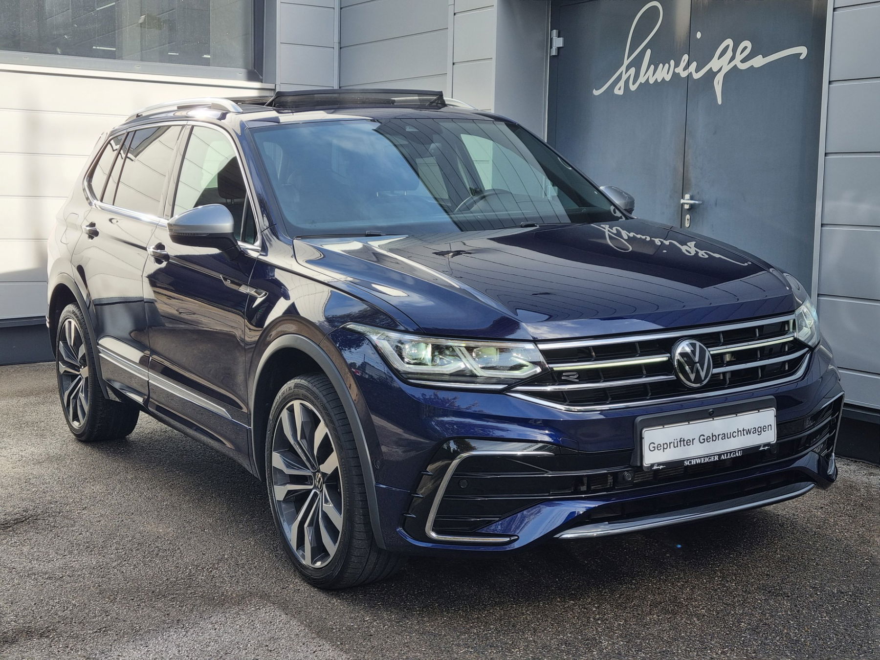 VW Tiguan Allspace 2.0 TSI R-Line 4Motion