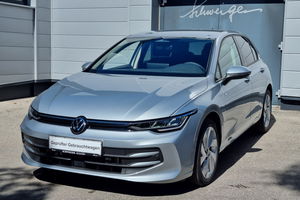 VW Golf VIII 1.5 TSI Life + 5J. Garantie