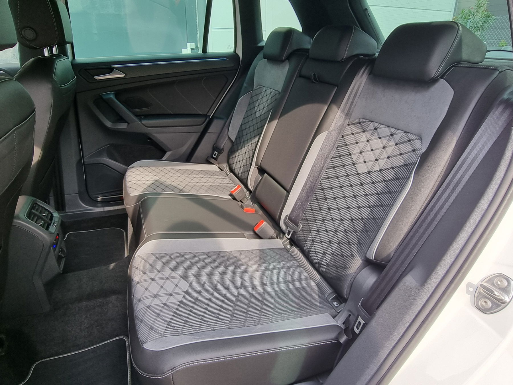 VW Tiguan 2.0 TDI R-Line 4Motion