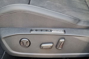 VW Golf VIII 1.5 TSI Life + 5J. Garantie