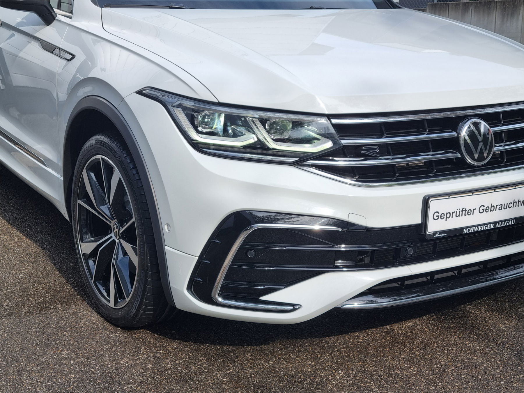 VW Tiguan 2.0 TDI R-Line 4Motion