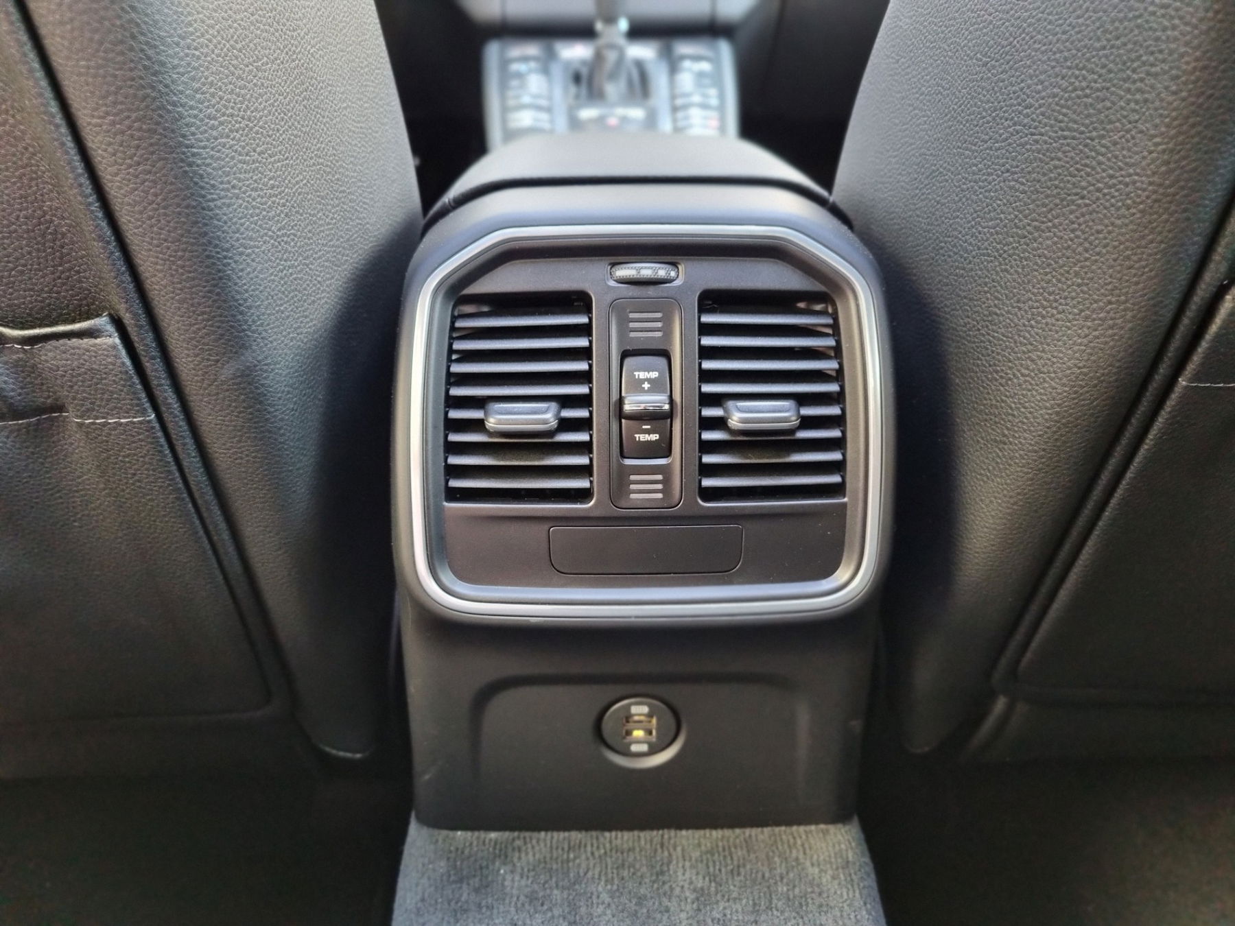 Porsche Macan null
