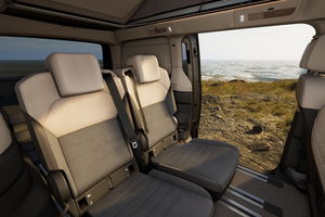 California Beach eHybrid 180 kW 4M - FACELIFT