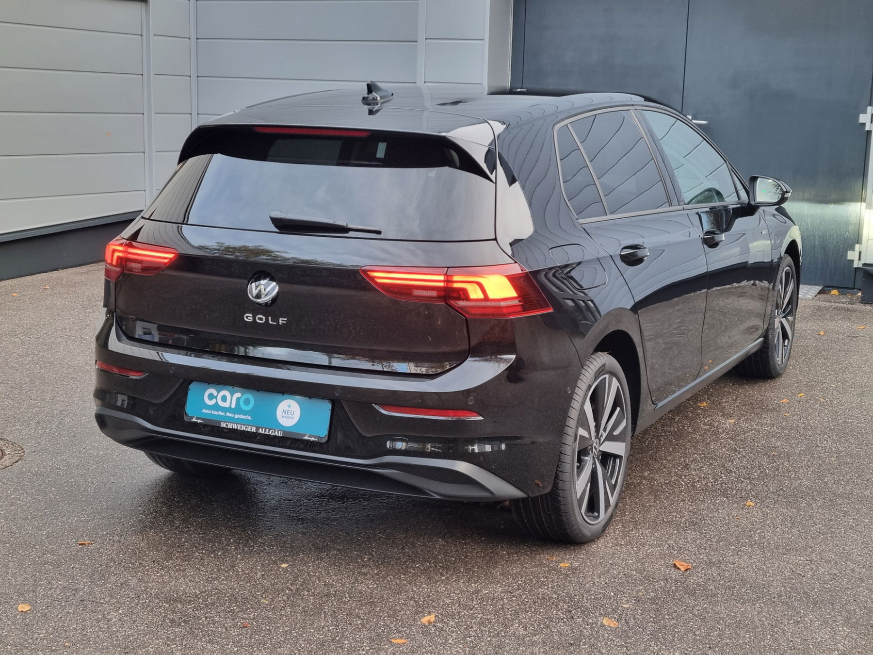 VW Golf VIII 1.5 TSI Life + 5J. Garantie + 18 Zoll + LED-Plus
