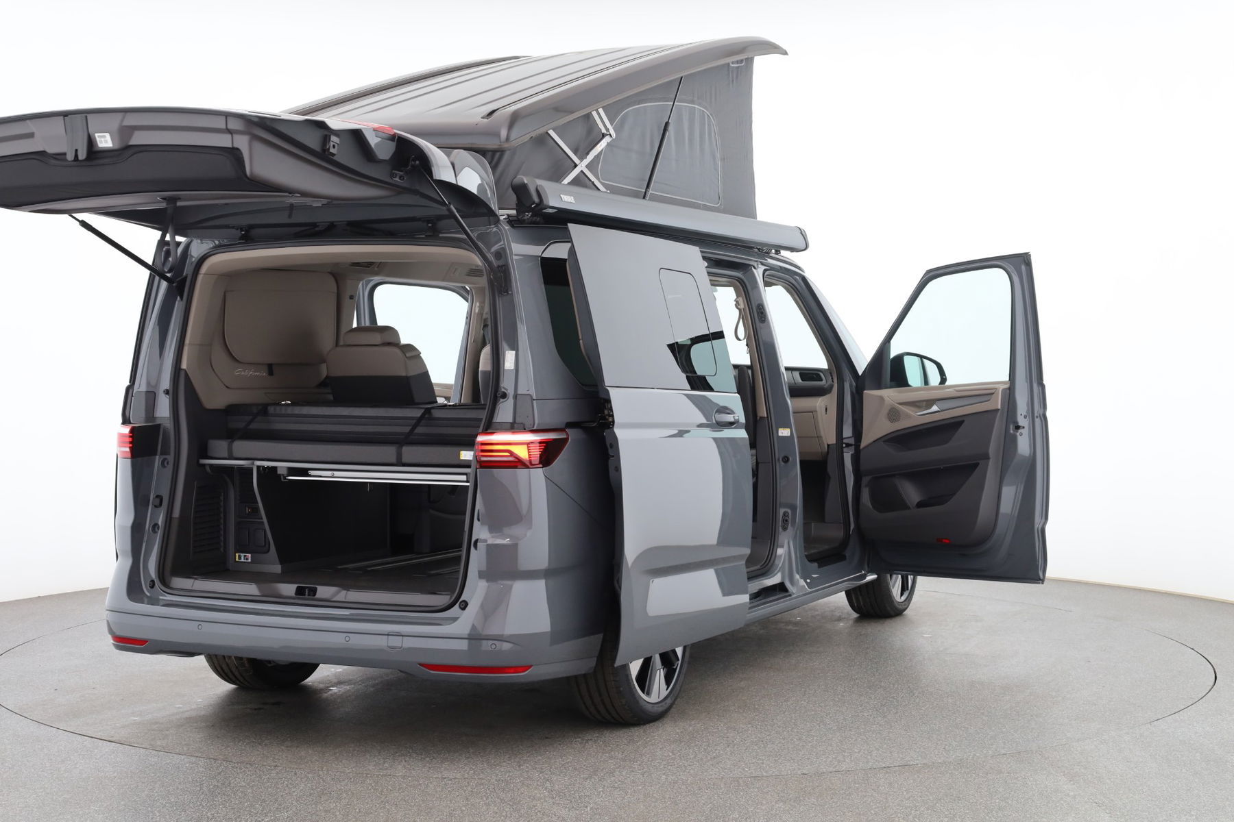 California Beach eHybrid 180 kW 4M