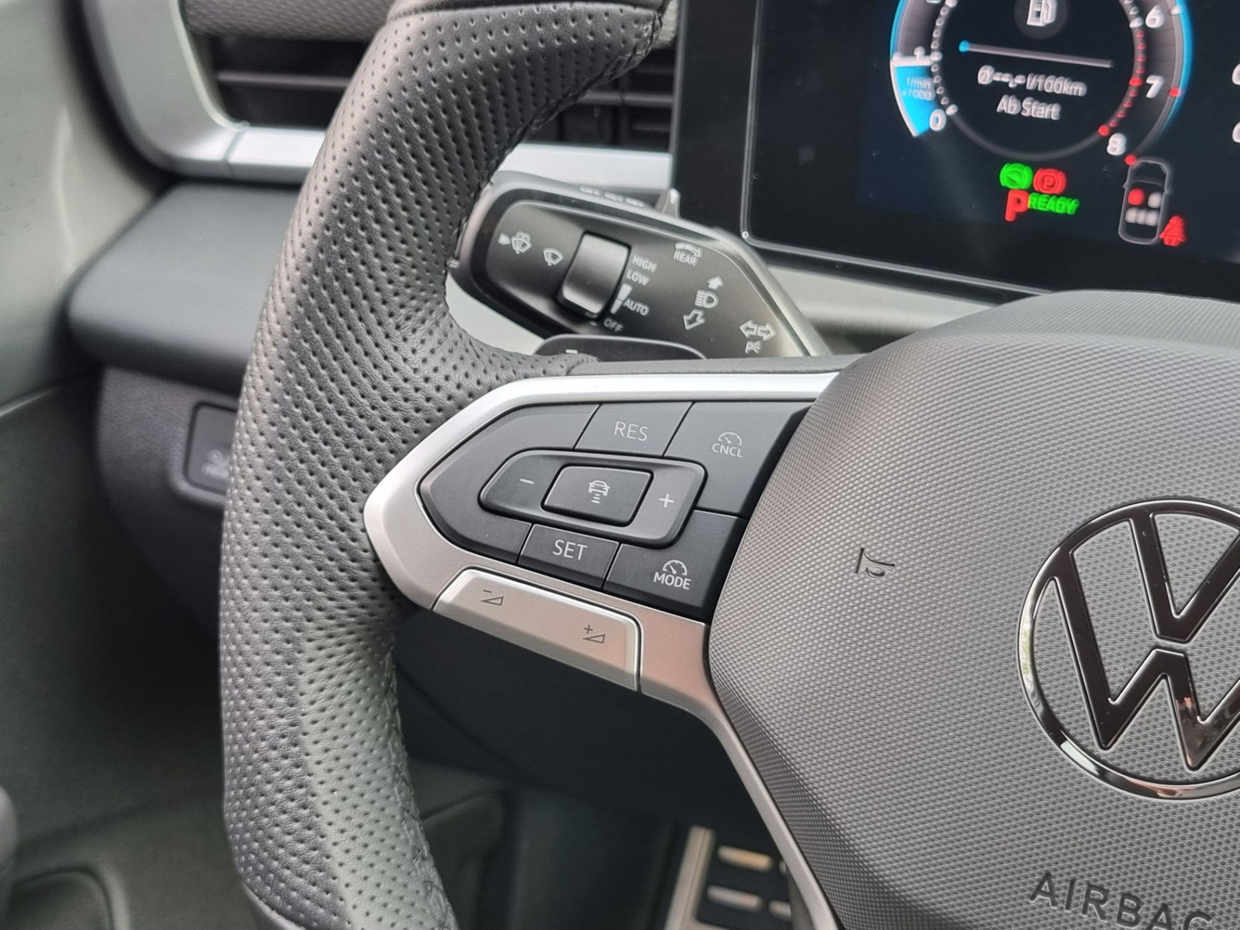 VW T-Roc 1.5 eTSI R-Line