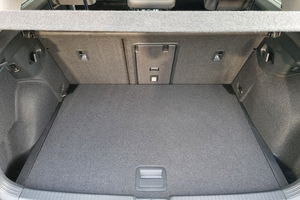 VW Golf VIII 1.5 TSI Life + 5J. Garantie