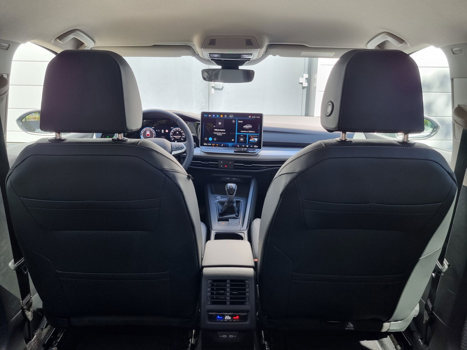 VW Golf VIII 1.5 TSI Life + 5J. Garantie