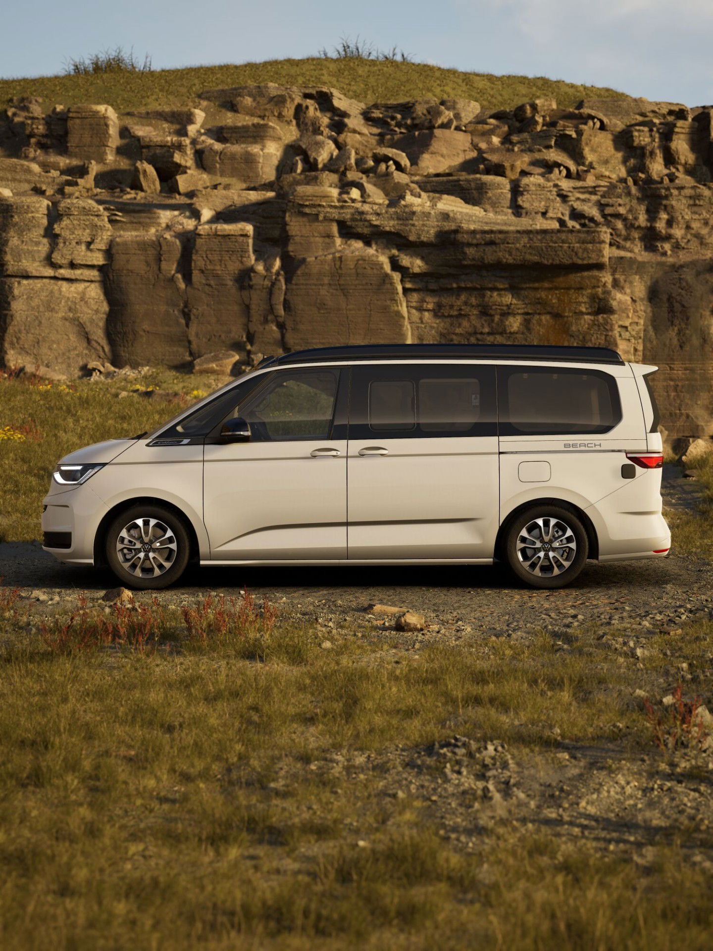 California Beach eHybrid 180 kW 4M - FACELIFT