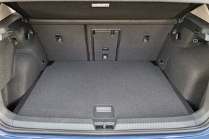 VW Golf VIII 1.5 TSI Life + 5J. Garantie