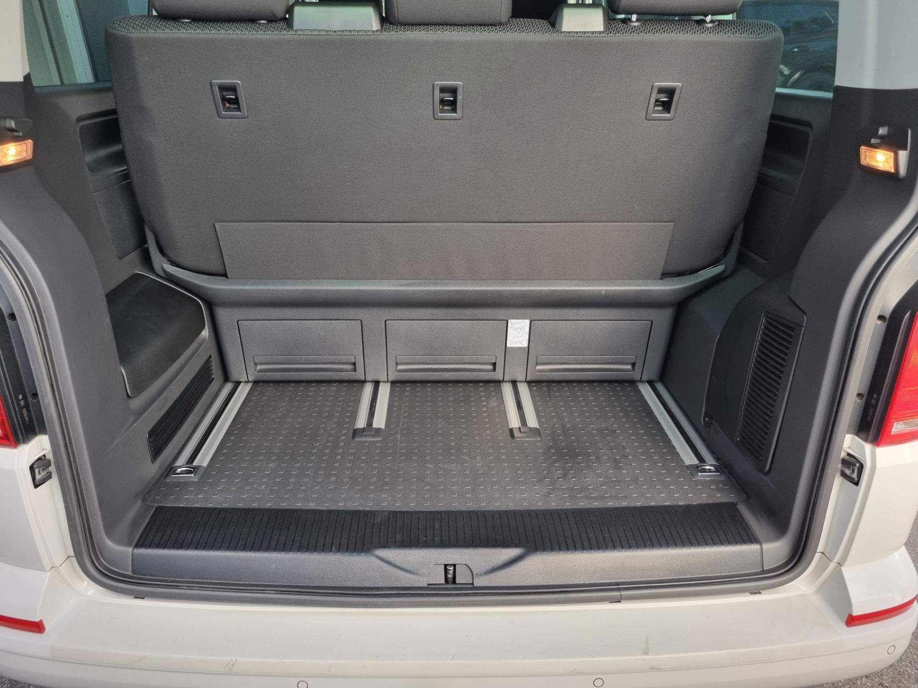 VW T6 2.0 TDI 4Motion Multivan Trendline (EURO 6d-T) null