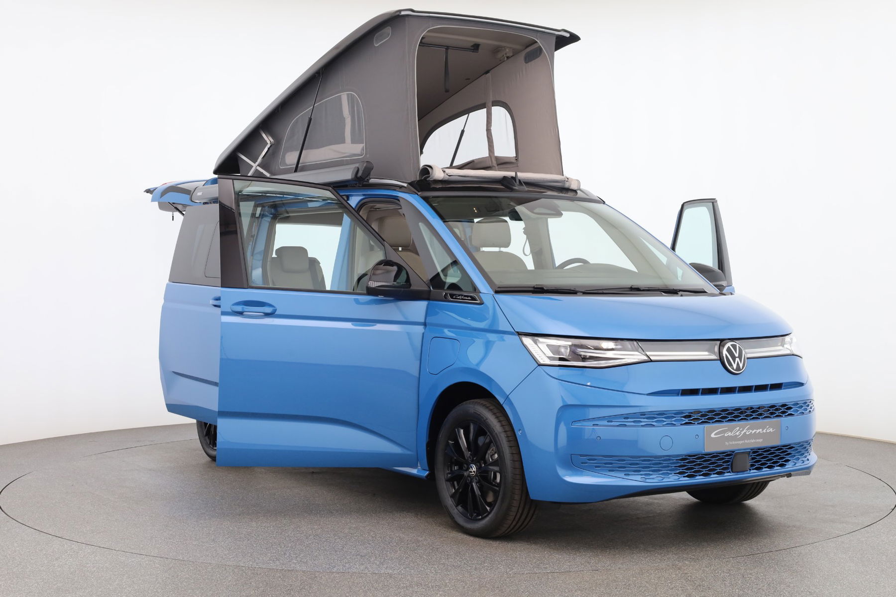 California Beach eHybrid 180 kW 4M
