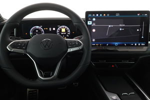 VW Passat Variant R-Line eHybrid 150 kW