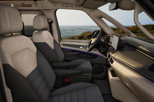 California Beach eHybrid 180 kW 4M - FACELIFT