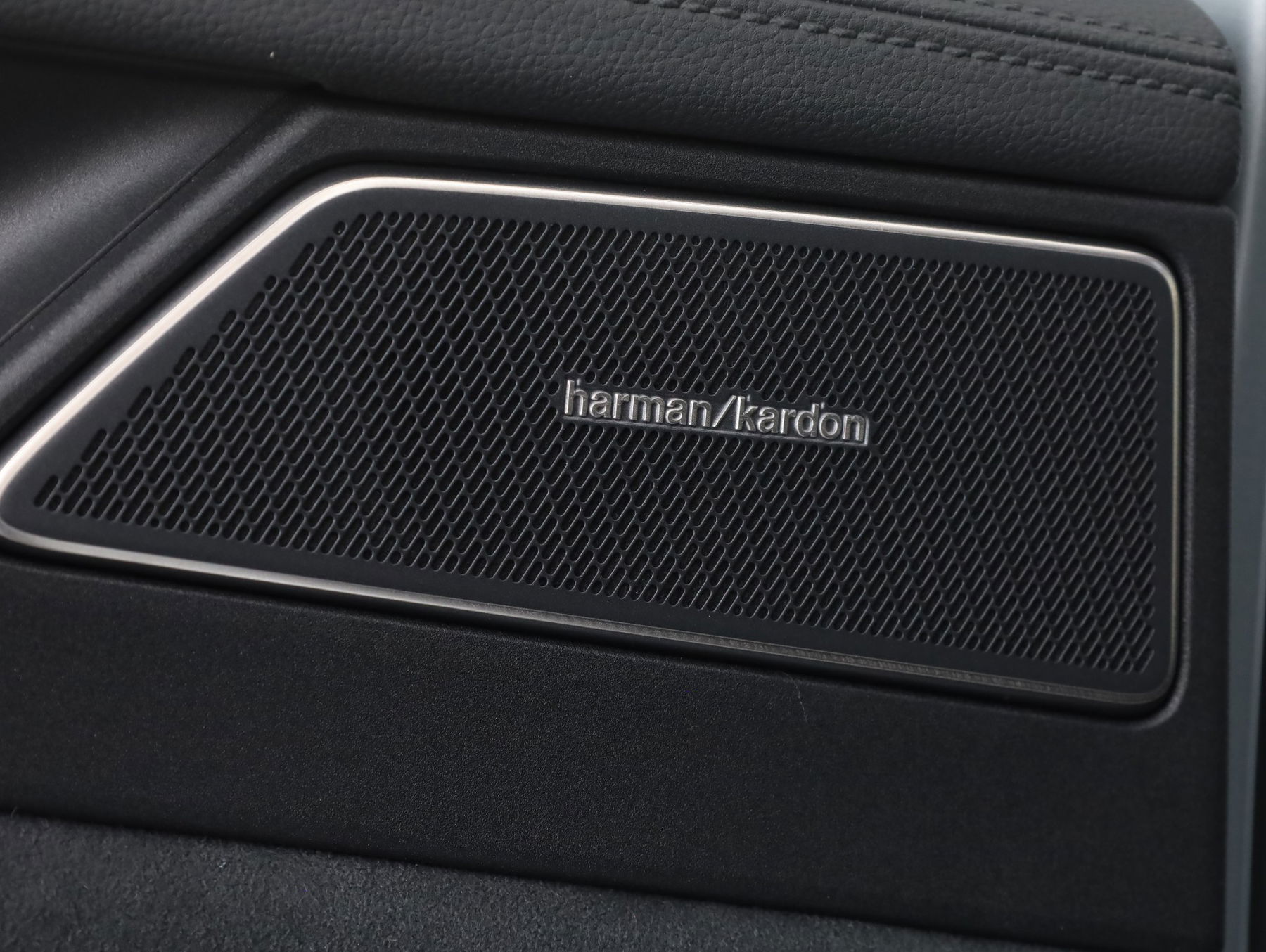 VW Passat Variant R-Line eHybrid 150 kW