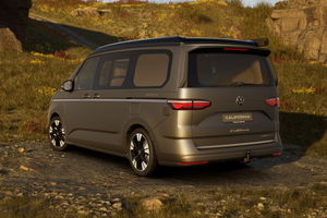 California Beach eHybrid 180 kW 4M - FACELIFT