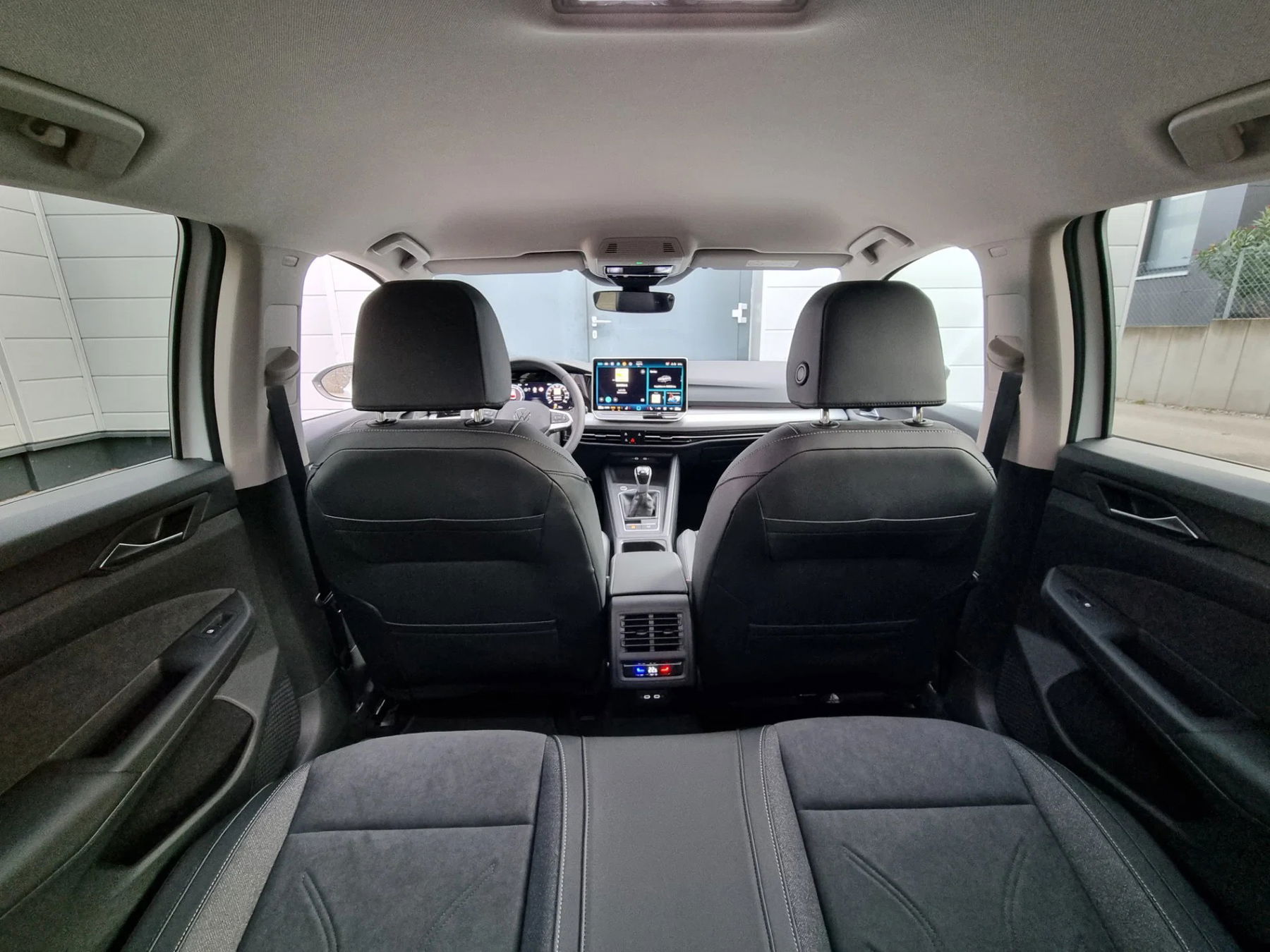 VW Golf 1.5 TSI Life + 5J. Garantie