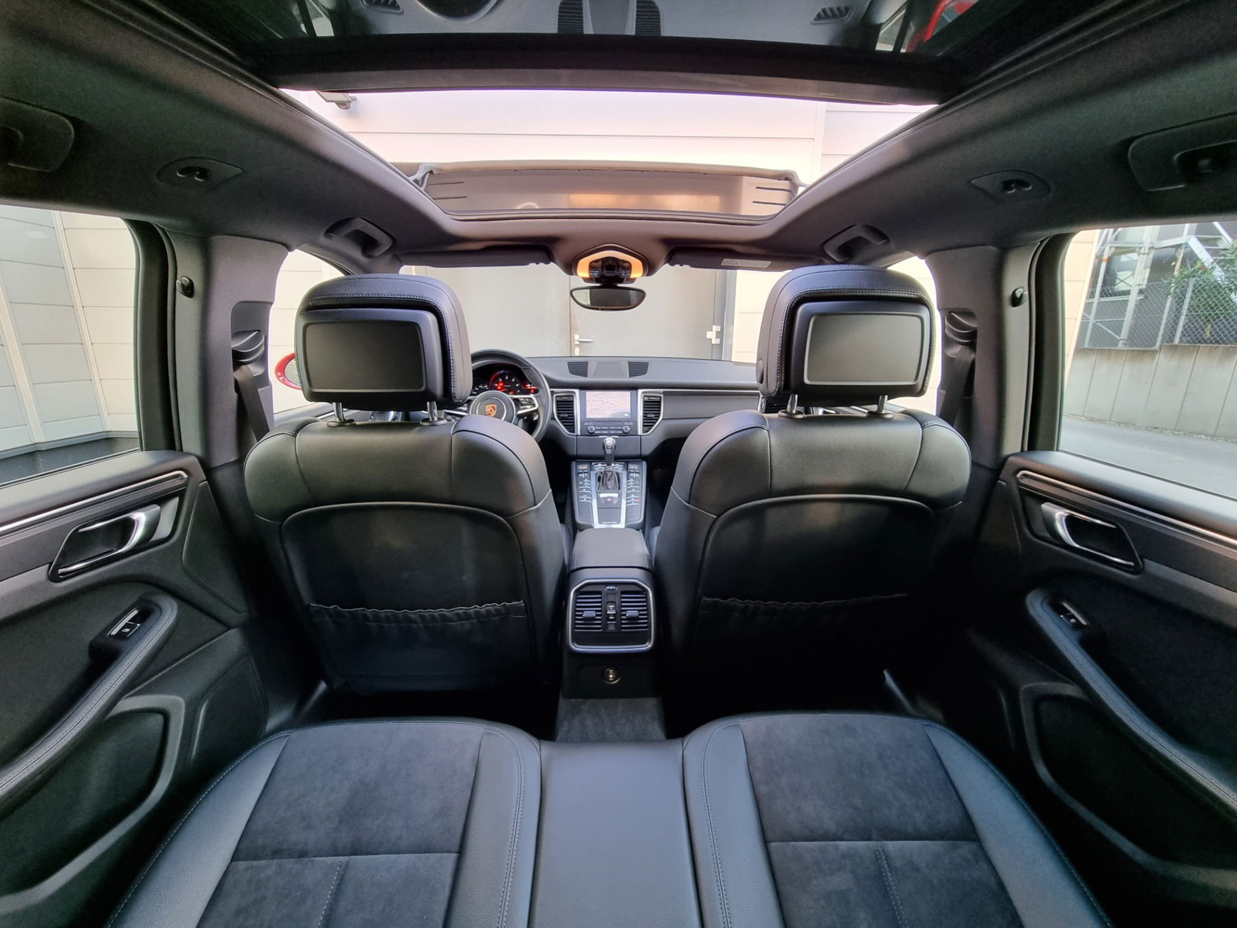 Porsche Macan null