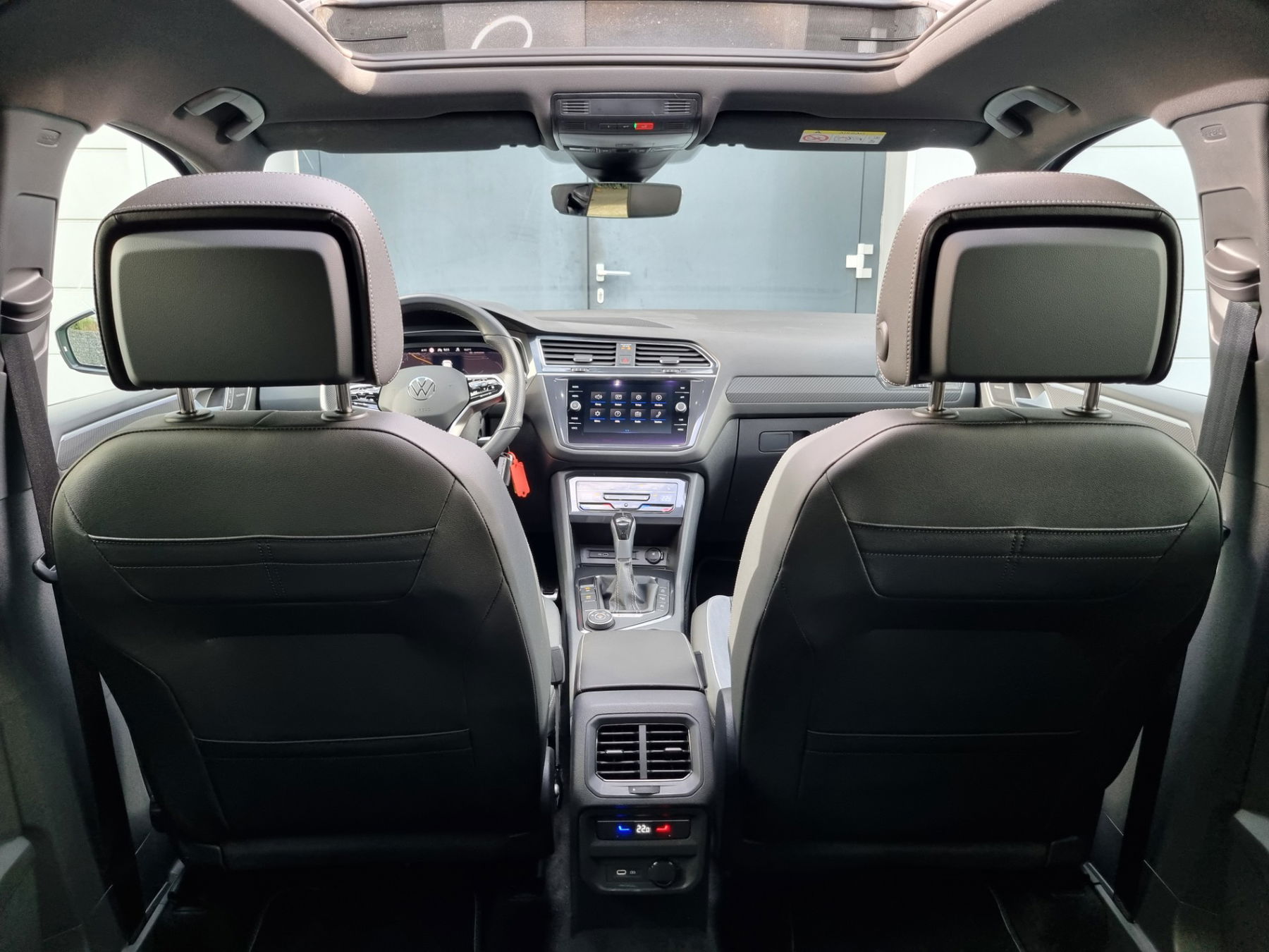 VW Tiguan Allspace 2.0 TSI R-Line 4Motion