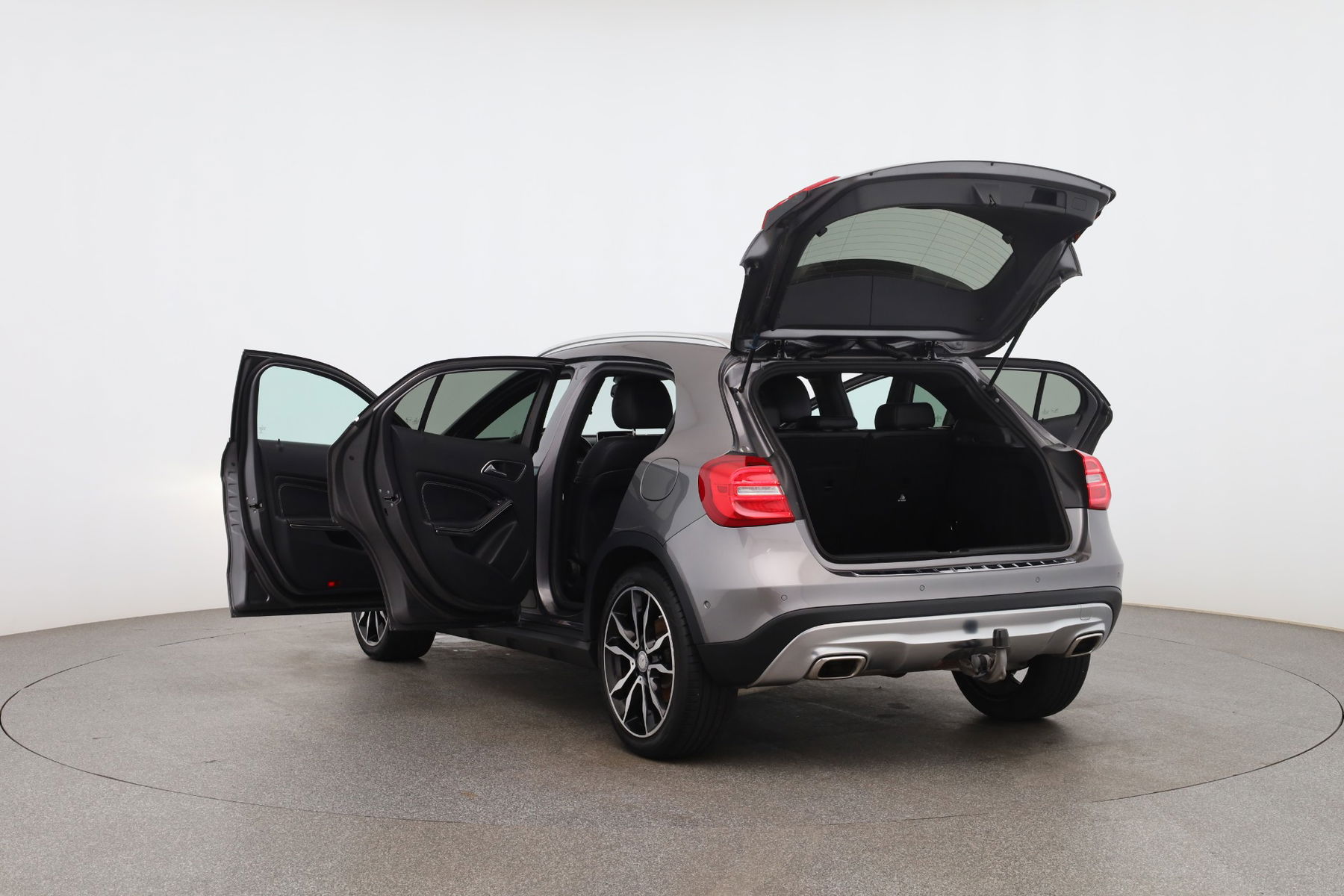 Mercedes-Benz GLA 220 CDI / d 4Matic null