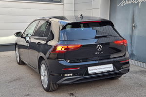 VW Golf 1.5 TSI Life + 5J. Garantie