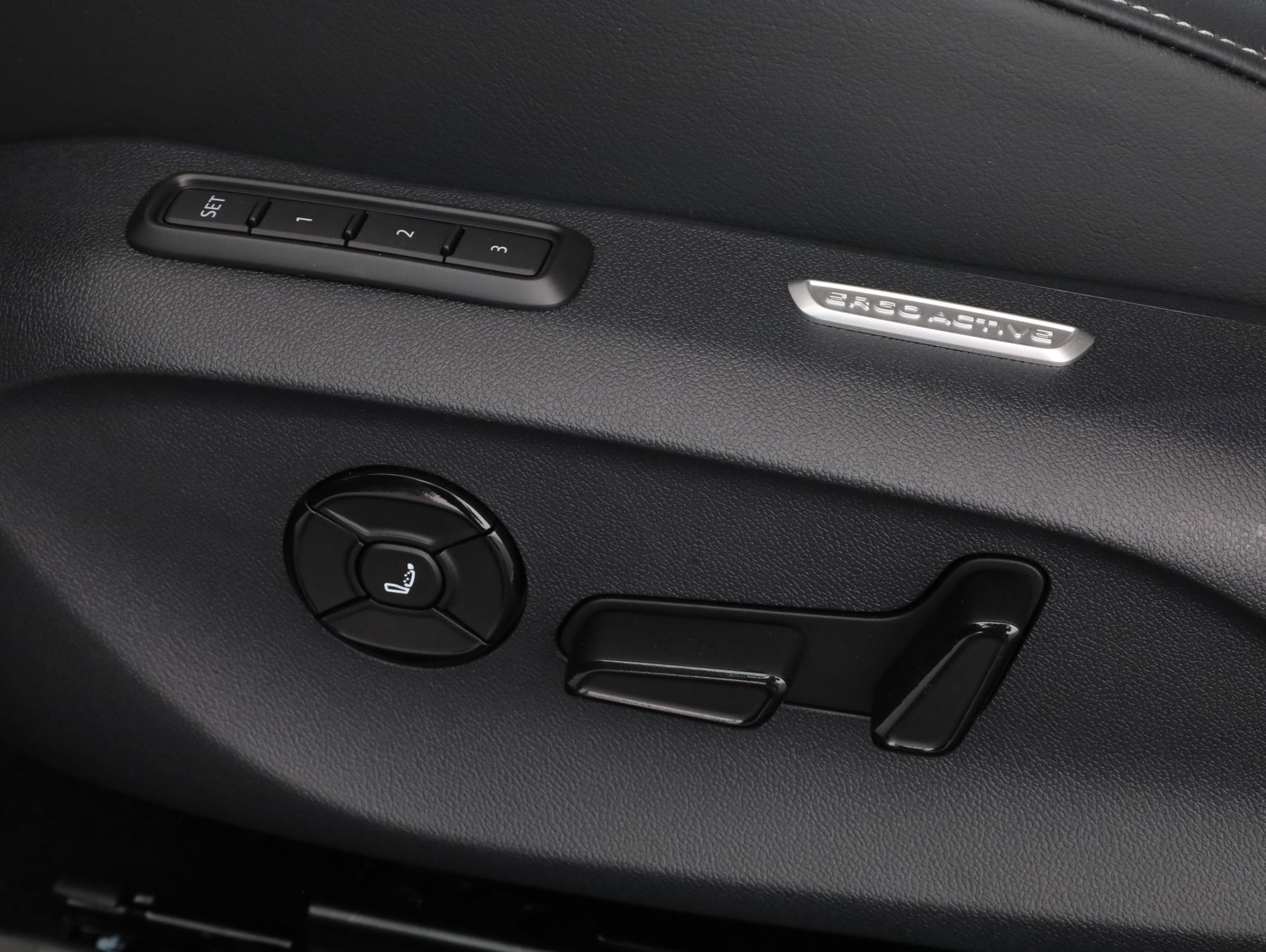 VW Passat Variant R-Line eHybrid 150 kW