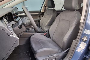 VW Golf VIII 1.5 TSI Life + 5J. Garantie