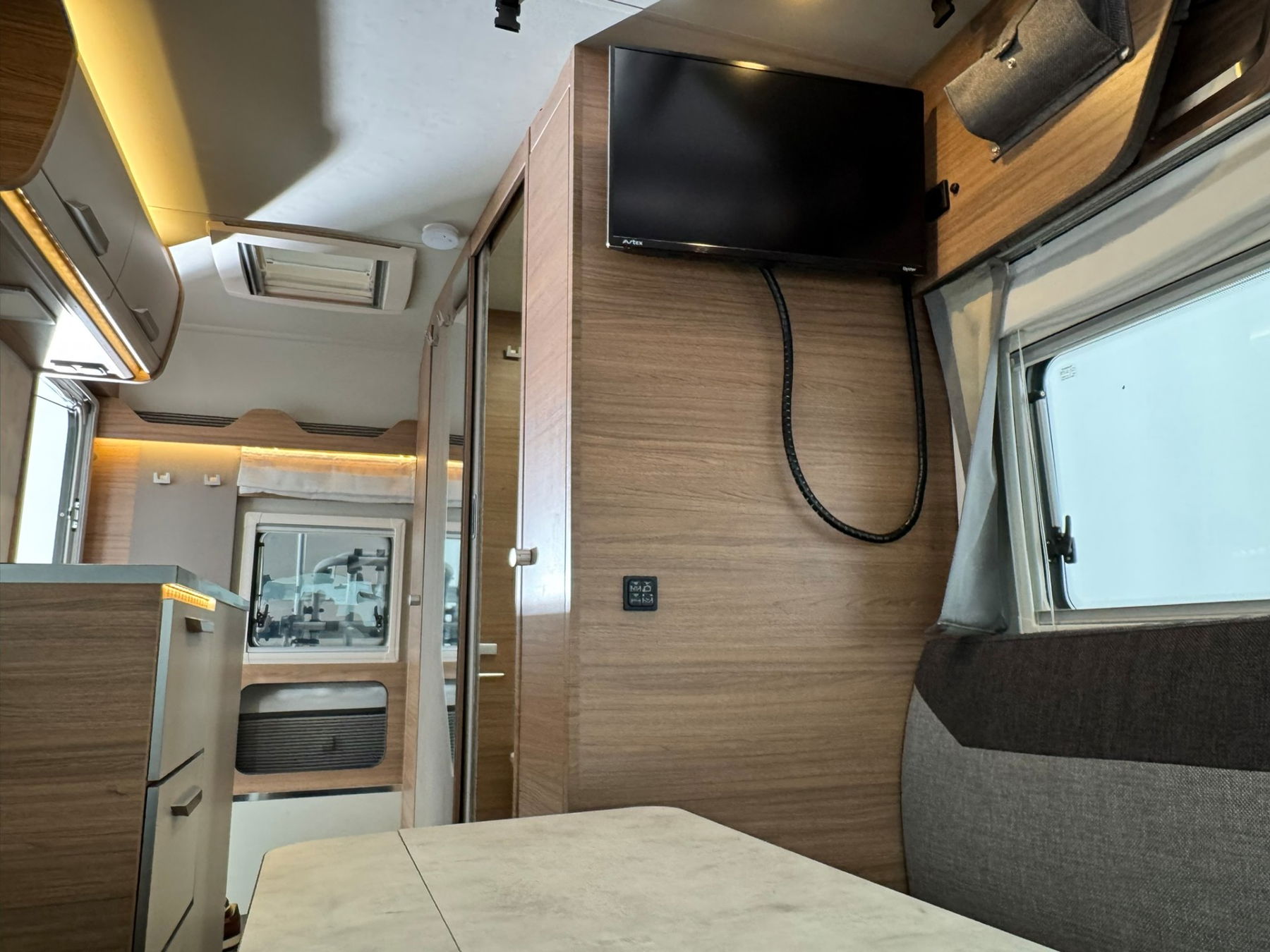 KNAUS TOURER VAN 500 LT VANSATION