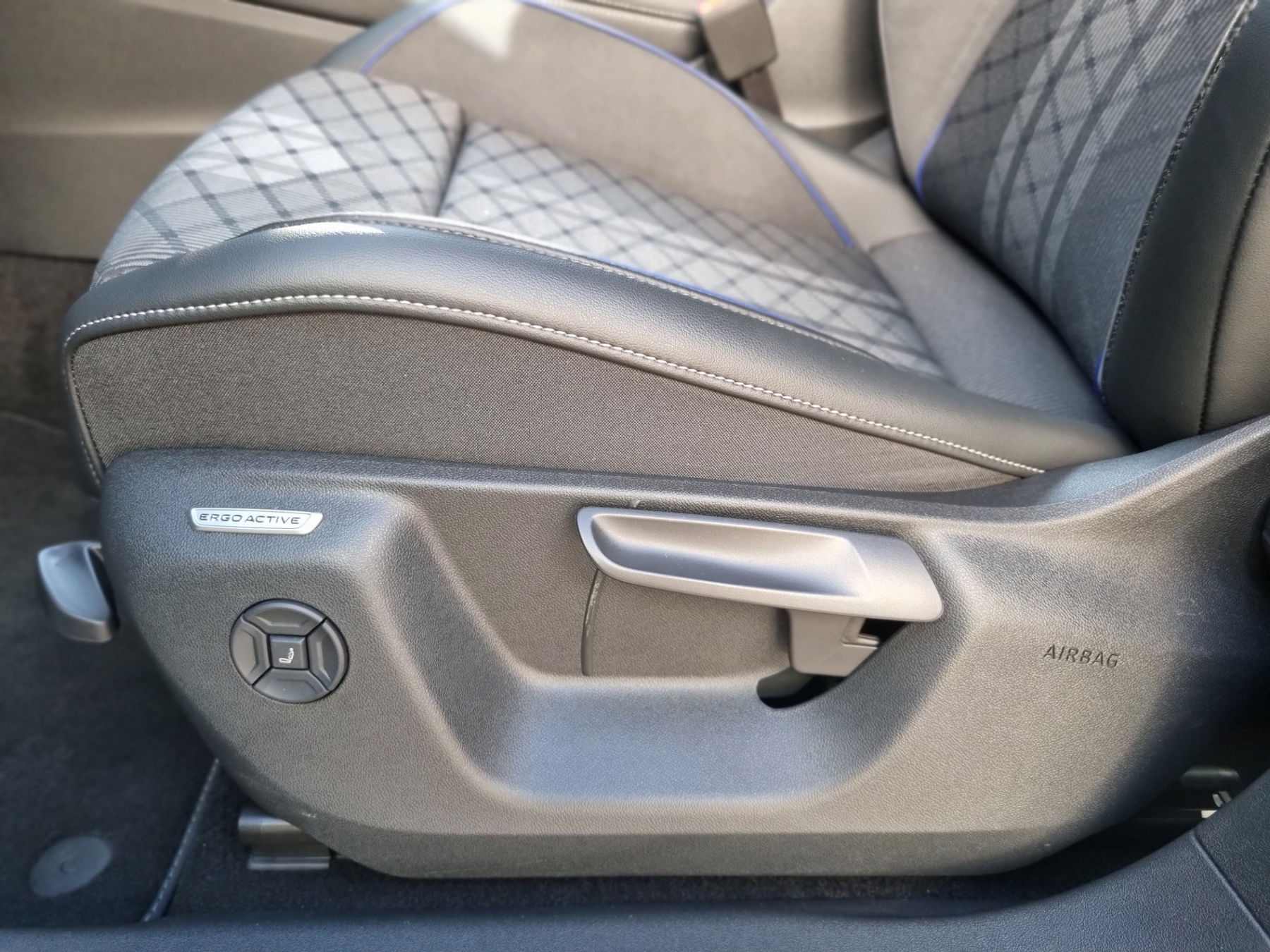 VW Tiguan 1.5 eTSI R-Line