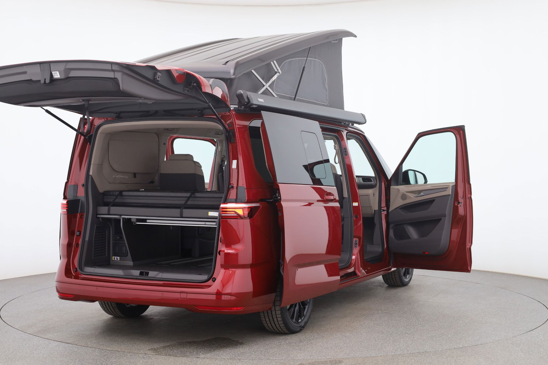 California Beach eHybrid 180 kW 4MOTION