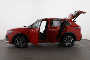 VW Tiguan R-Line eTSI DSG