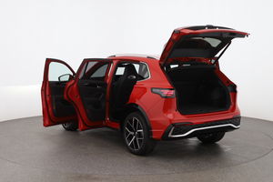 VW Tiguan R-Line eTSI DSG