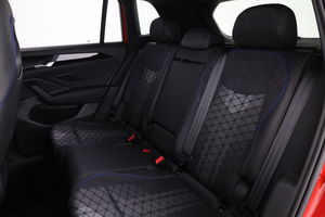 VW Tiguan R-Line eTSI DSG