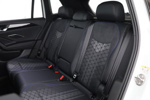 VW Tiguan R-Line eTSI DSG null