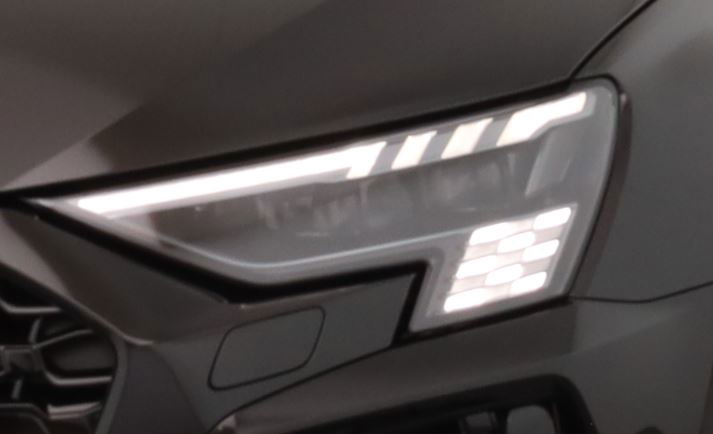 Highlight MATRIX SCHEINWERFER